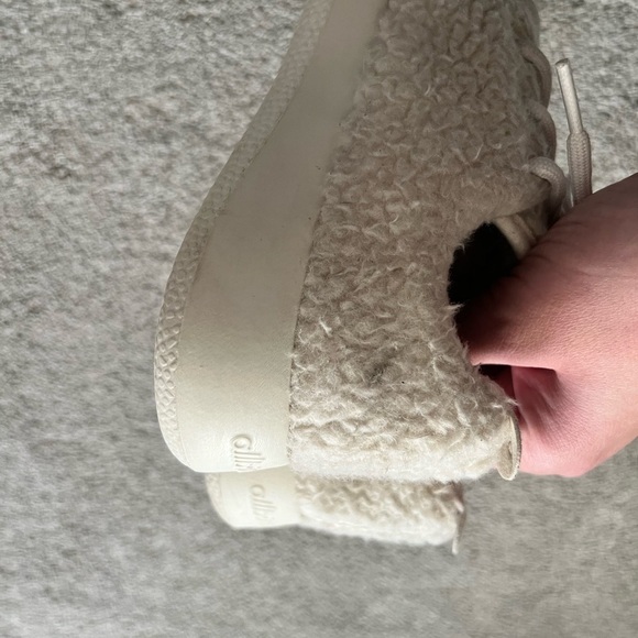 Allbird Wool Runner Fluff WRF Limited Edition Sherpa Fur Shoes Womens Size 9 - Picture 6 of 7